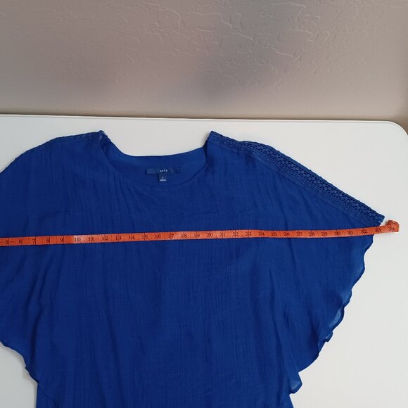 Women's Apt 9 Blouse with attached blue tank top Size Large - Picture 9 of 10